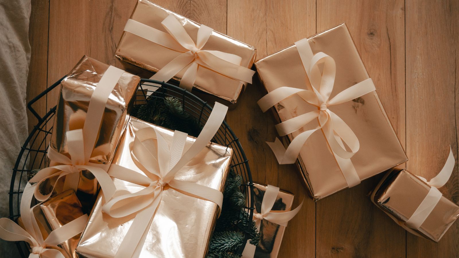 Corporate Gifts Suppliers Dubai Reddit: What UAE Businesses Actually Recommend