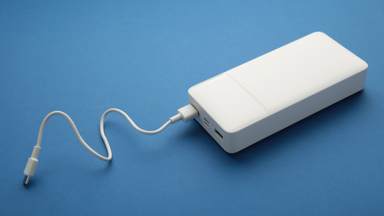 13 Best Corporate Gifts Power Bank Options in the UAE for Businesses